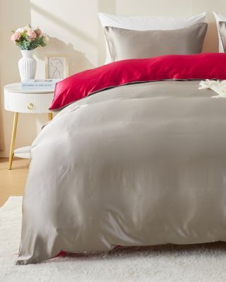 Červená nebo šedá? Zlatá nebo hnědá? Proč ne obojí? 😉 Luxusní dvoubarevné povlečení vykouzlí v ložnici krásný kontrast a...