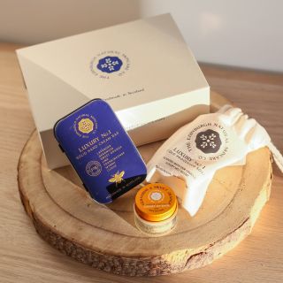 Už vybíráte vánoční dárky? Nově jsme pro vás zařadili do sortimentu luxusní dárkové kazety s těmi nejoblíbenějšími...